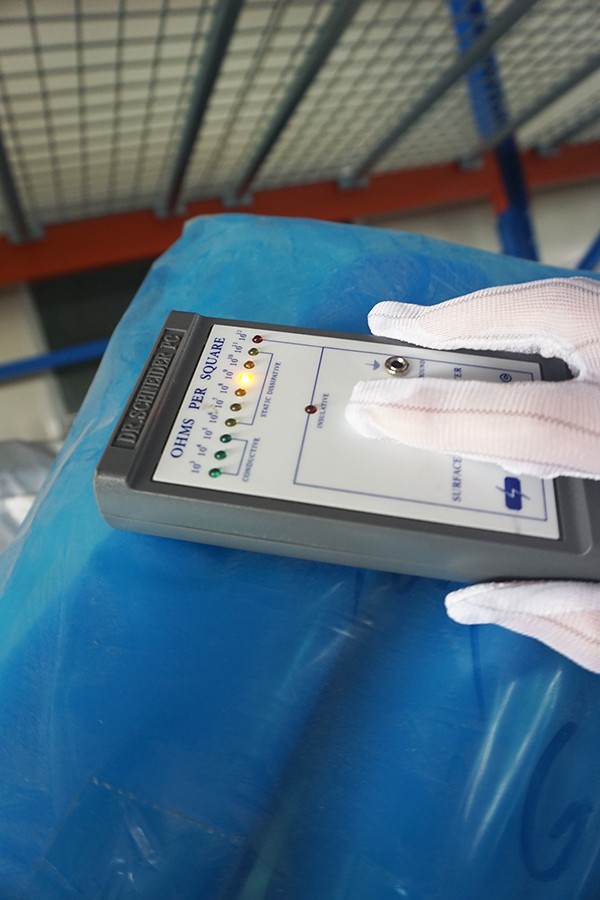 藍(lán)色防靜電塑料袋.jpg 藍(lán)色防靜電塑料袋.jpg